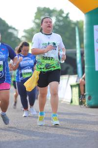 BIB: 2557
                            <button type="button" onclick="openModal(3654398)" class="btn btn-primary btn-sm float-right btn-popup" data-toggle="modal" data-target=".modal-high-quality">
                        <i class="fas fa-shopping-cart"></i> Add to Cart
                    </button>
                                            <button type="button" onclick="isThisMe(3654398, true)" class="btn btn-success btn-sm float-right btn-popup btn-isme hidden" data-toggle="tooltip" data-placement="bottom" title="นี่คือรูปของคุณใช่ไหม คลิกที่นี่เพื่อเอาเข้าอัลบั้ม">
                        <i class="fas fa-plus"></i> Add to album
                    </button>
                    <button type="button" onclick="isThisMe(3654398, false)" class="btn btn-warning btn-sm float-right btn-popup btn-isnotme hidden">
                        <i class="fas fa-ban"></i> Remove from album
                    </button>